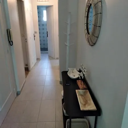 Le Jasmin Du Riou Apartment *
